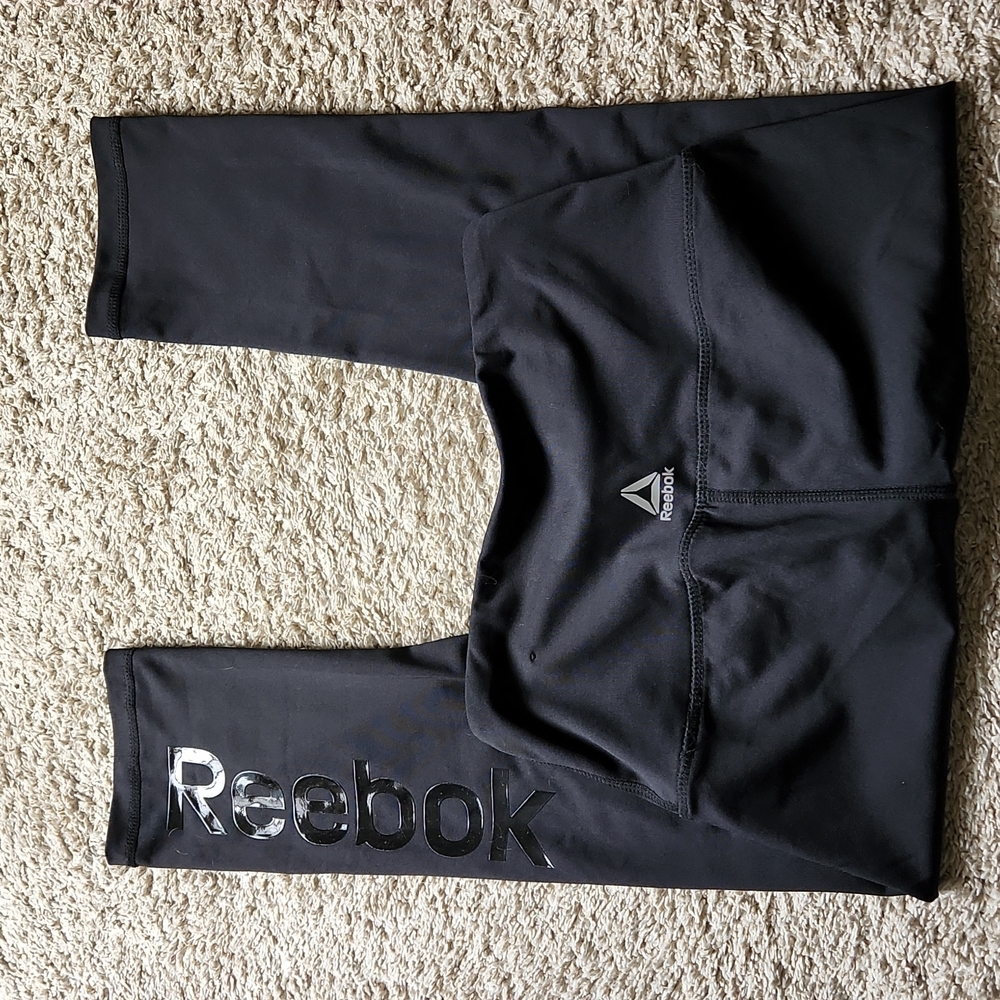 Reebok black bottoms Size XS